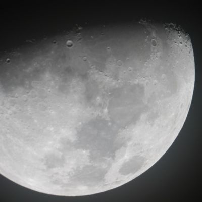 Bild vergrößern: Unser nchster Nachbar - der Mond