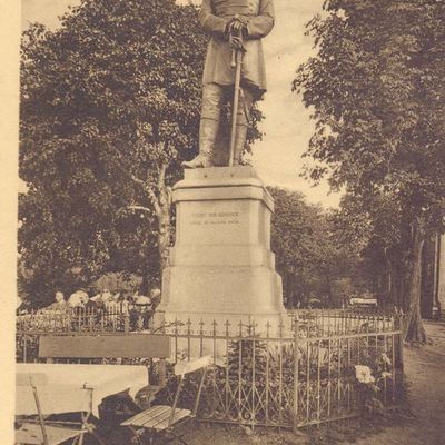 Bild vergrößern: PK_VIII_0008 Wernigerode Denkmler Harburg mit Bismarckdenkmal