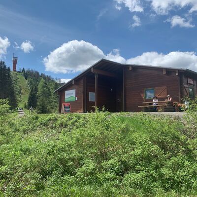 Loipenhaus_Fruehling