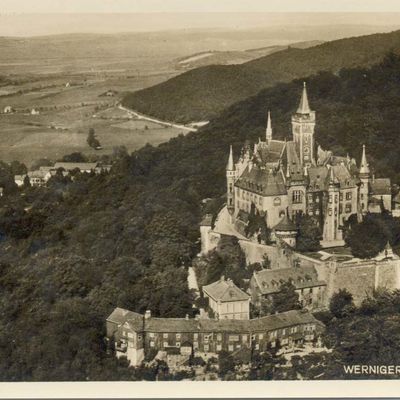 Bild vergrößern: PK_I_0198 Wernigerode Schloss Luftaufnahme