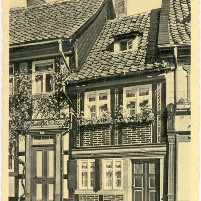 Bild vergrößern: Wernigerode Innenstadt das kleinste Haus (PK_III_0015)