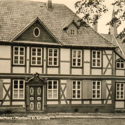 Bild vergrößern: PK_VII_0001 Wernigerode Kirchen Pfarrhaus St.Sylvestri