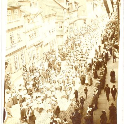 Bild vergrößern: PK_XII_0067 Wernigerode Vereine Einzug der Pankgrafen