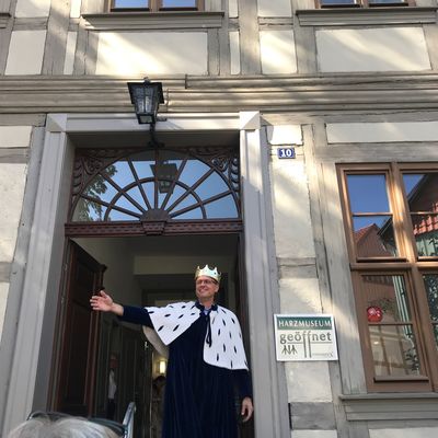 Seine Majestät, der Sachgebietsleiter 