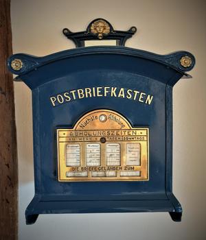 Postbriefkasten