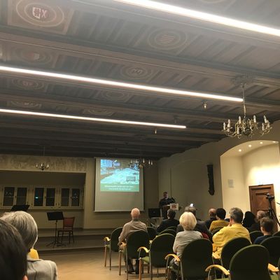 Referent Dr. Knolle