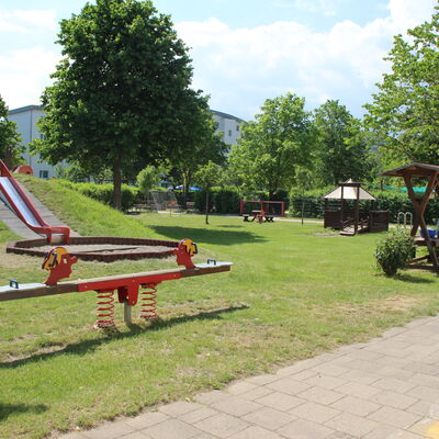 Stadtleben_Bildungseinrichtungen_Pusteblume_Außengelände