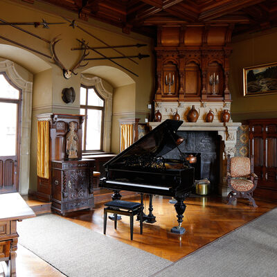 Halle im Inneren des Schlosses