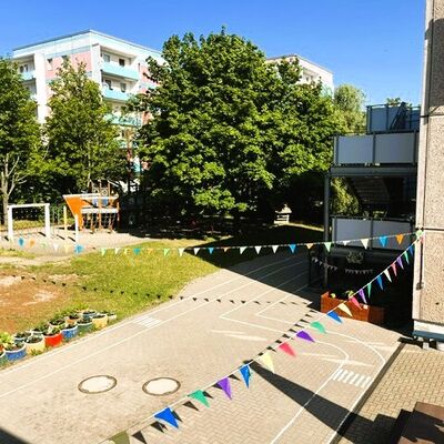 Bild vergr&ouml;&szlig;ern: Kita_Harzblick_Au&szlig;engel&auml;nde